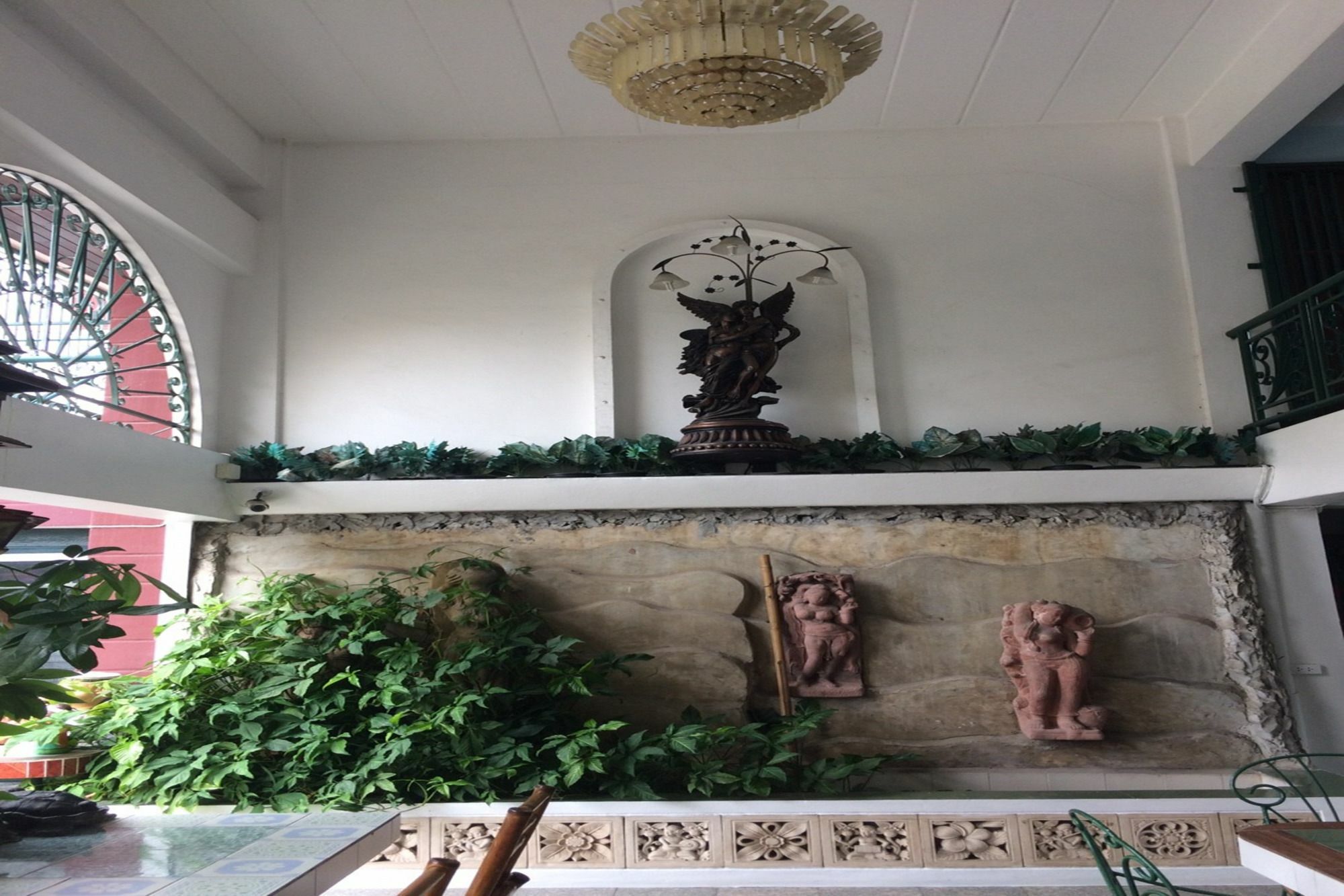 Baan Khun Mae Apartment Bangkok Exteriör bild